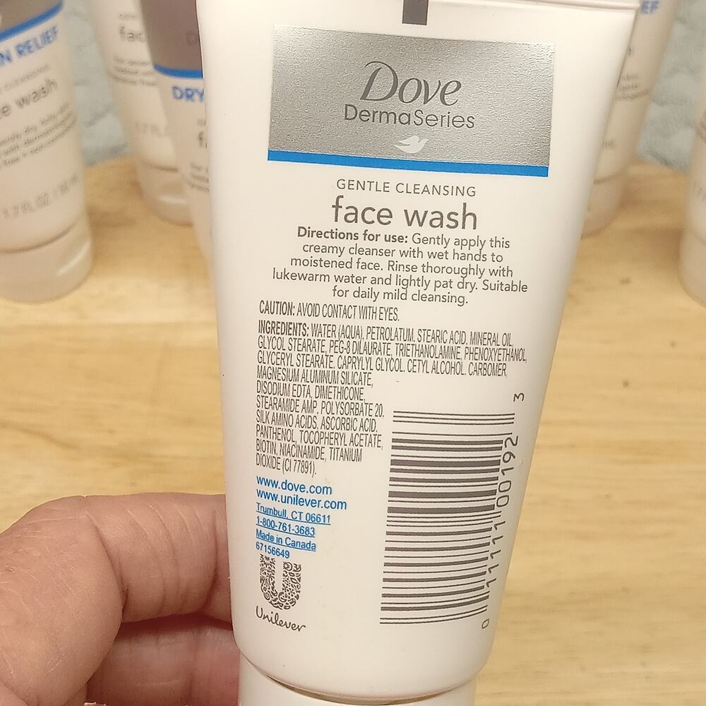 8 Dove Derma Series Dry Skin Relief Face Wash 1.7oz. Gentle - Picture 3 of 4
